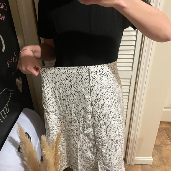 Old navy polka dot skirt - Picture 2 of 6